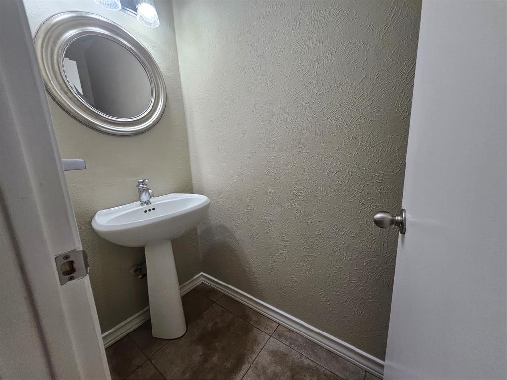 4535 North O'Connor Road, Unit 1214 Irving, TX 75062 - Photo 12 of 21