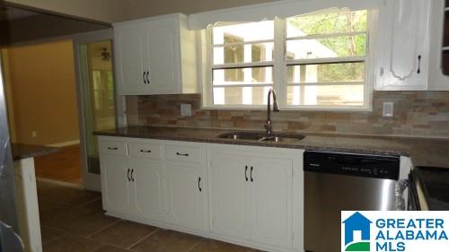 428 Sun Valley Road Birmingham, AL 35215 - Photo 10 of 32