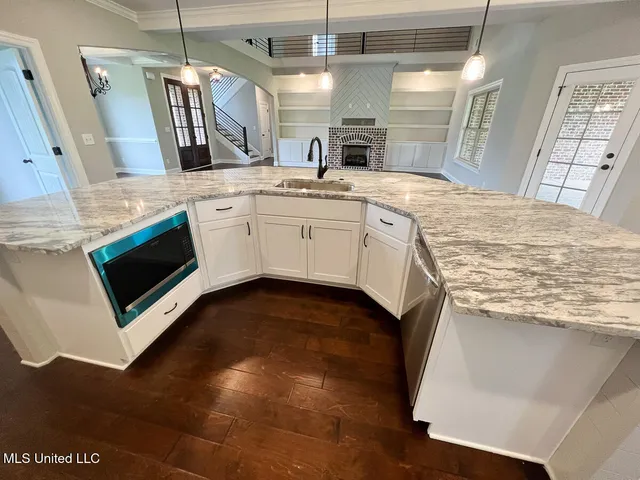 $559,000 | 261 Poplar Lane, Holly Springs, MS 38635