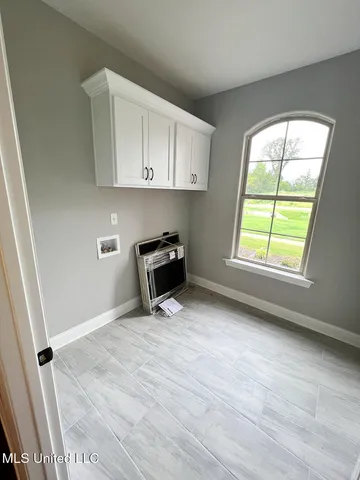 $559,000 | 261 Poplar Lane, Holly Springs, MS 38635