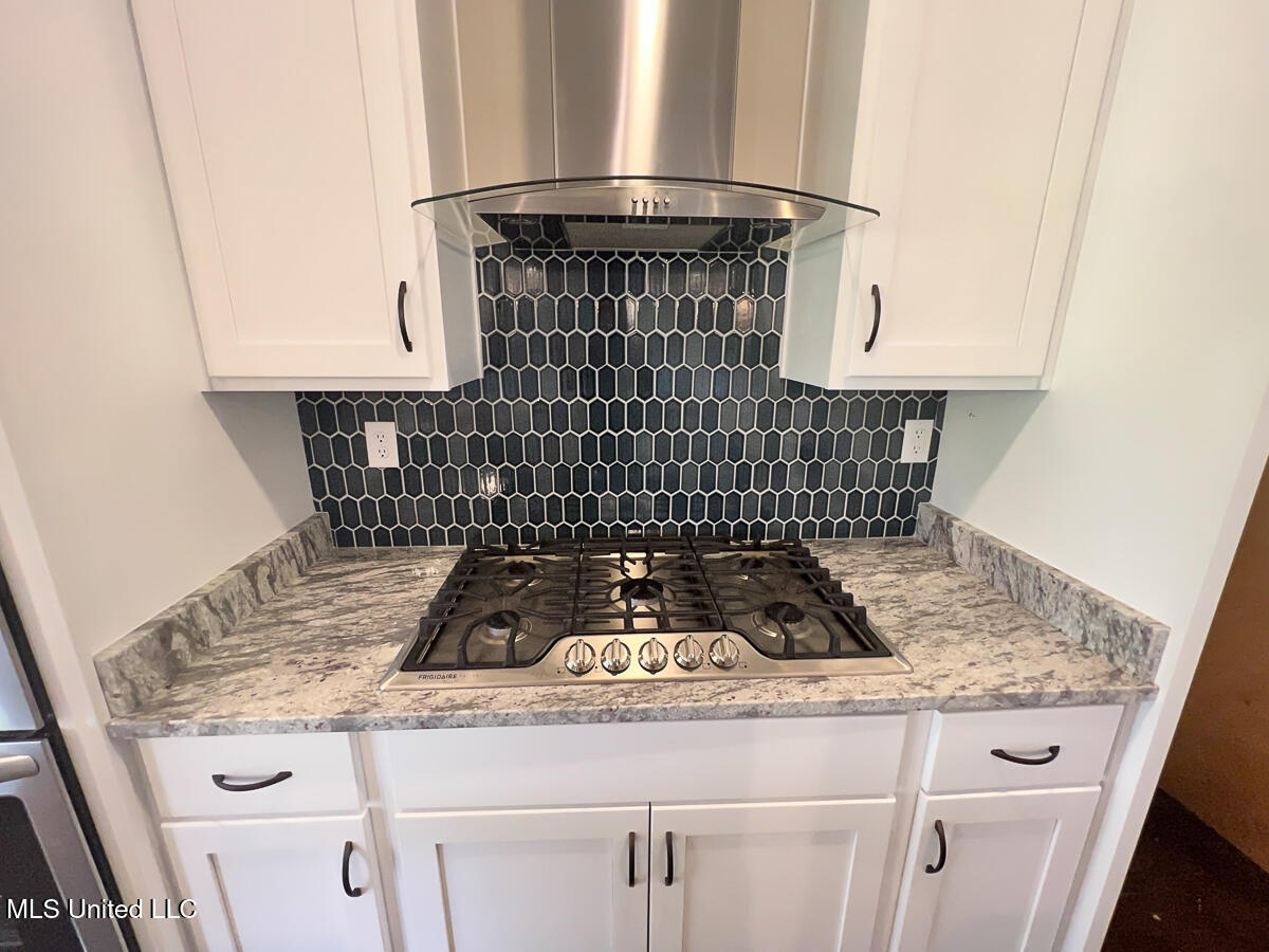 261 Poplar Lane Holly Springs, MS 38635 - Photo 15 of 37 untitled (1 of 1)-38