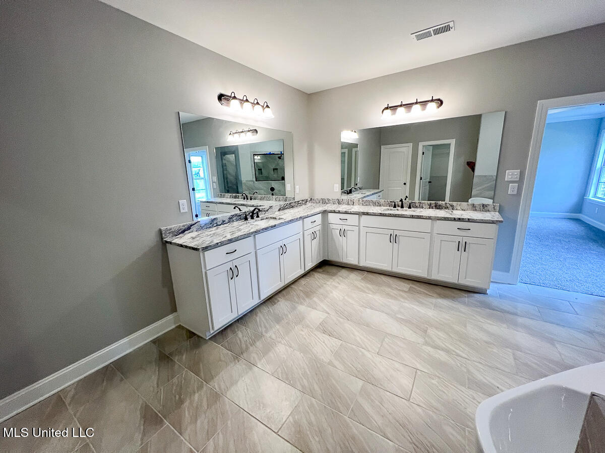 261 Poplar Lane Holly Springs, MS 38635 - Photo 20 of 37 untitled (1 of 1)-20