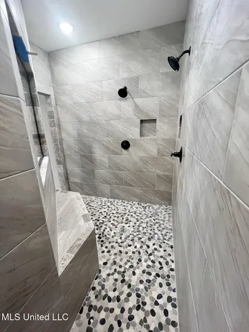 $559,000 | 261 Poplar Lane, Holly Springs, MS 38635