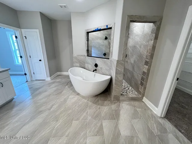 $559,000 | 261 Poplar Lane, Holly Springs, MS 38635