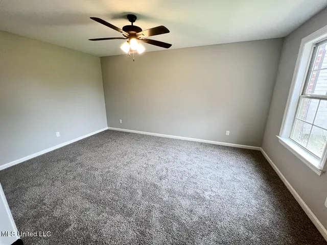 $559,000 | 261 Poplar Lane, Holly Springs, MS 38635