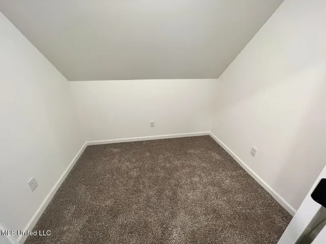 $559,000 | 261 Poplar Lane, Holly Springs, MS 38635