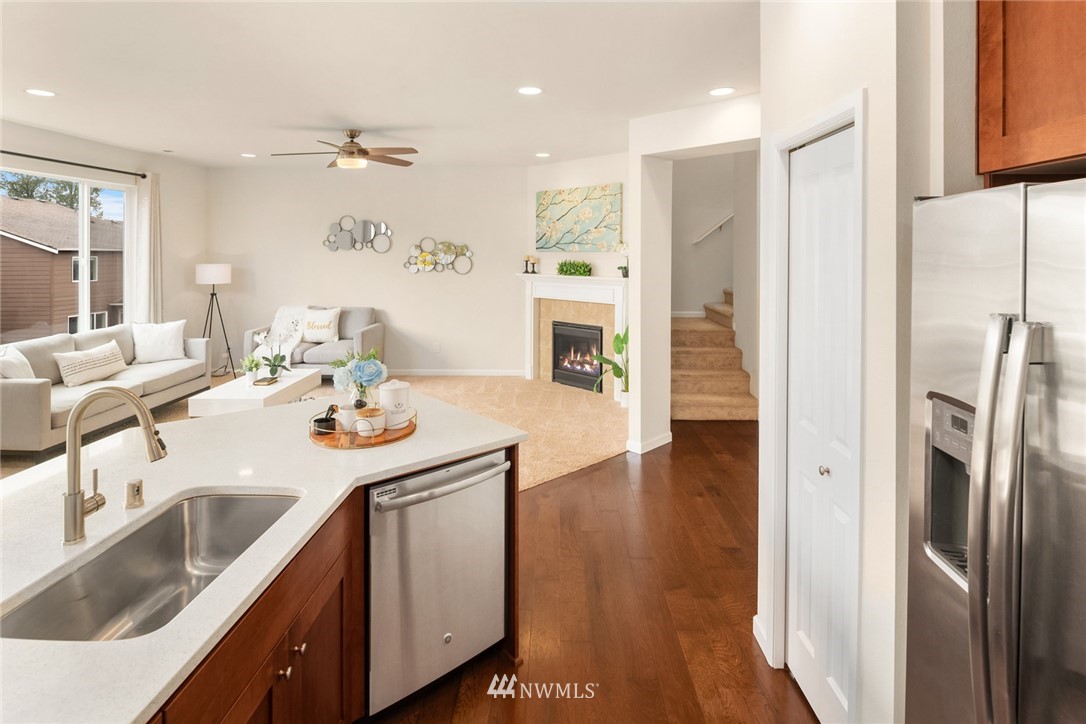 17735 Southeast 188th Place Renton, WA 98058 - Photo 6 of 40 Gallery Image 6