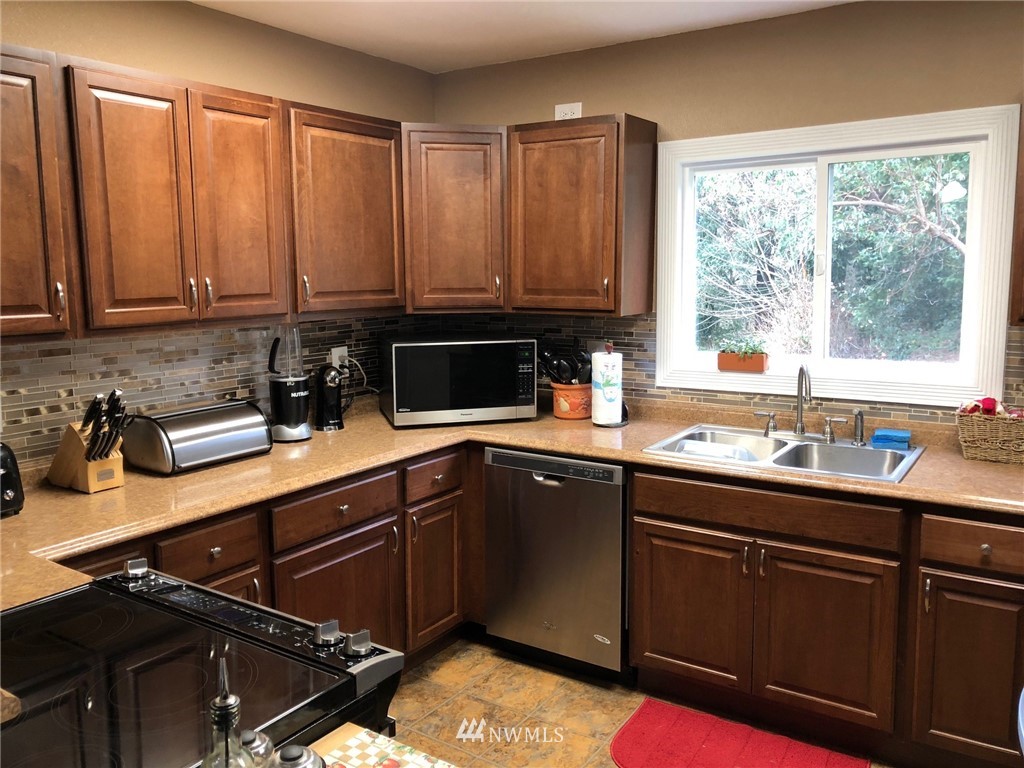 1745 South Cloverdale Road Kalama, WA 98625 - Photo 8 of 25 Gallery Image 8