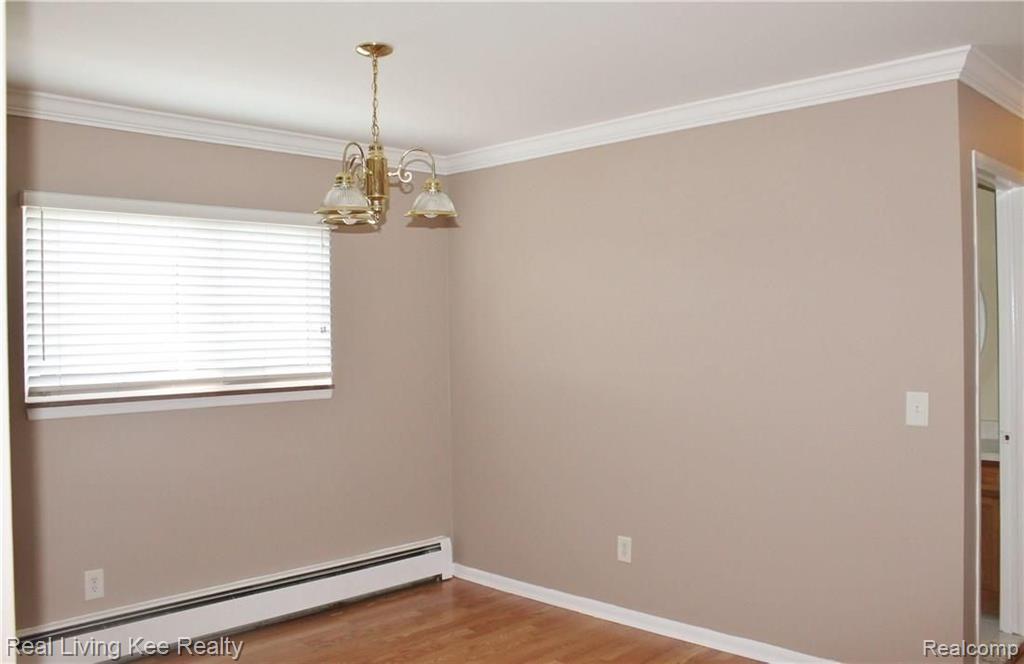 1097 Tienken Court, Unit 202 Rochester, MI 48306 - Photo 5 of 17