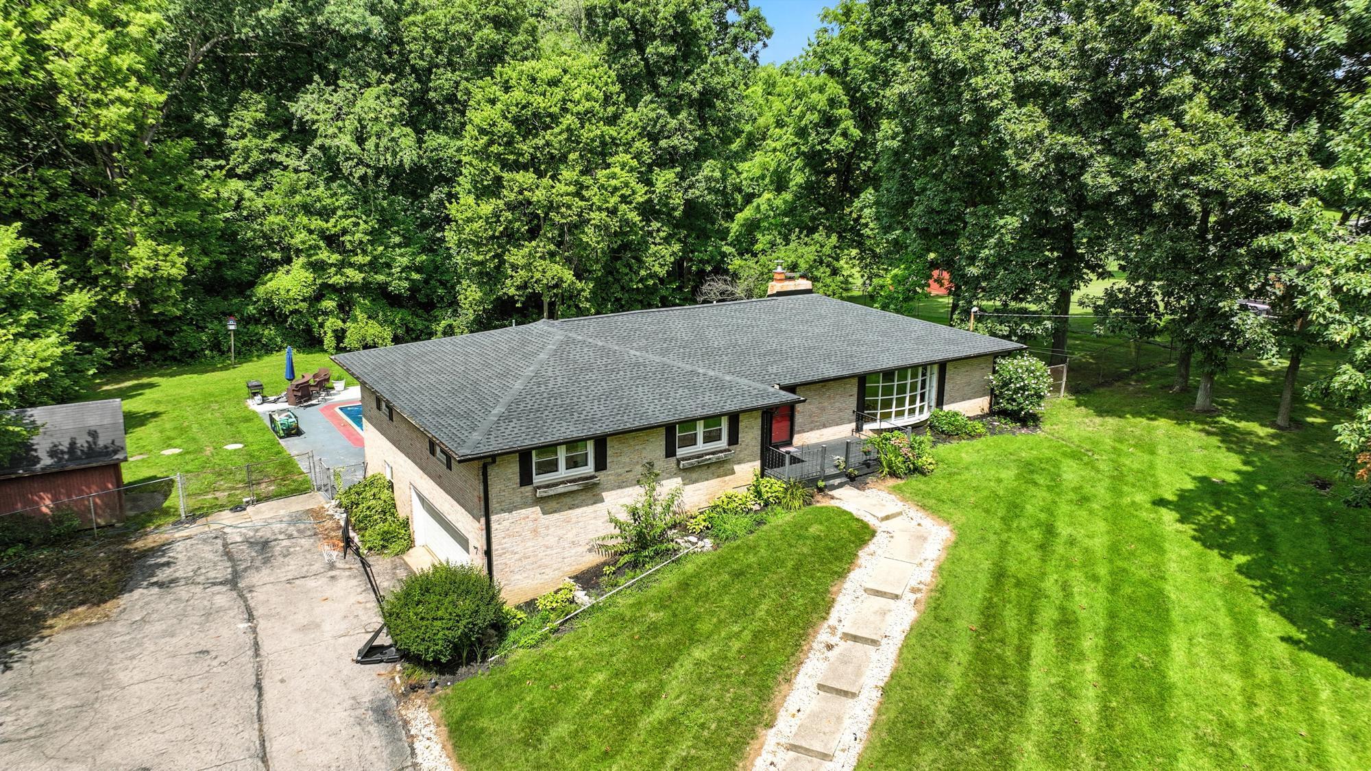 4109 Derr Road Springfield, OH 45503 - Photo 4 of 79 Gallery Image 4