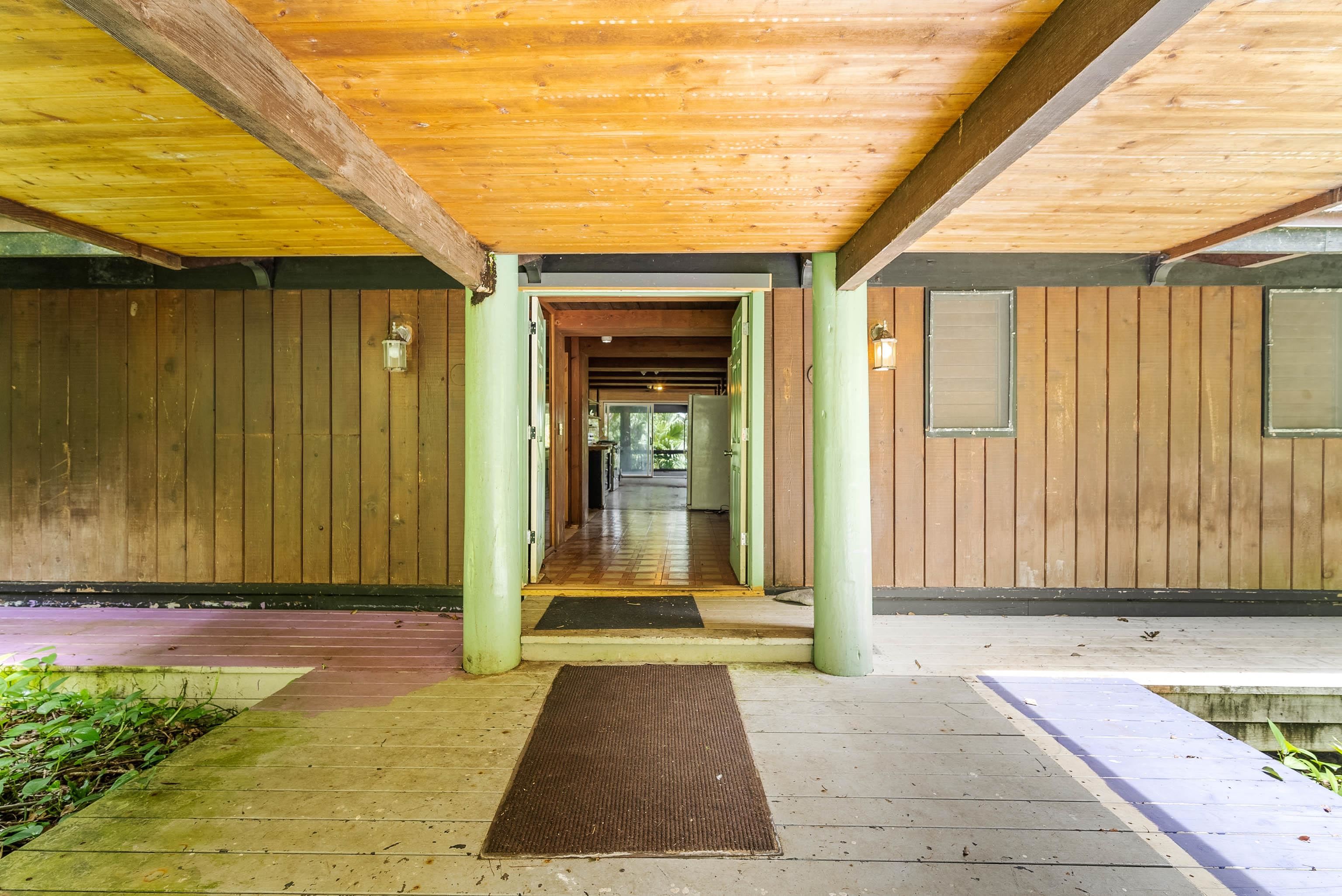 810 Nahiku Road Haiku, HI 96708 - Photo 8 of 50 a view of a entrance door of the house