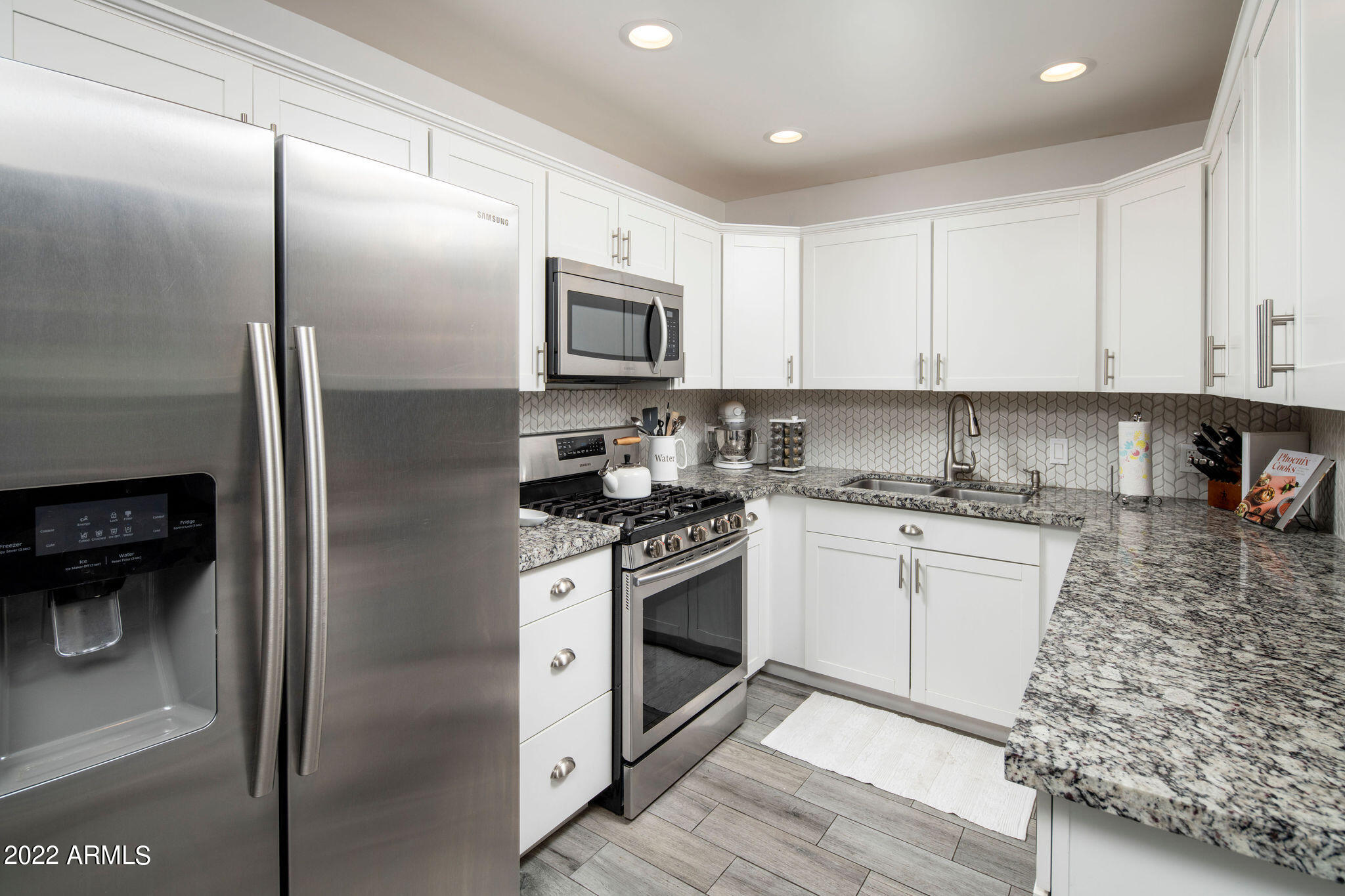 3907 East Osborn Road Phoenix, AZ 85018 - Photo 3 of 21 GSS62