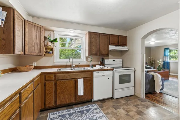 $299,999 | 904 Kruger Street, Chewelah, WA 99109