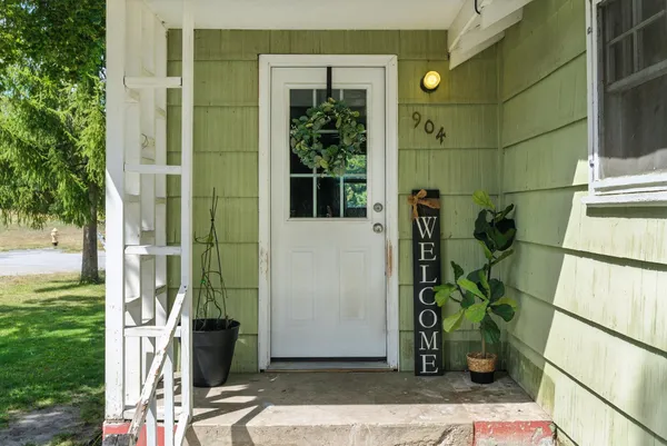 $299,999 | 904 Kruger Street, Chewelah, WA 99109