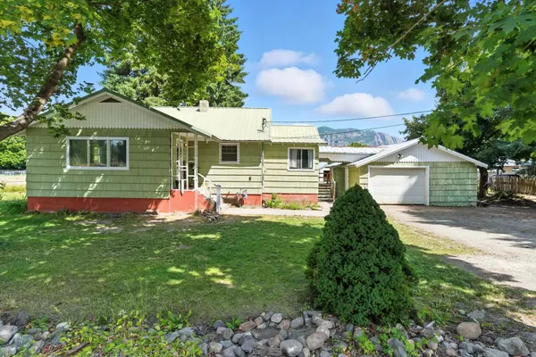 $299,999 | 904 Kruger Street, Chewelah, WA 99109