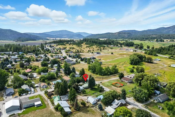 $299,999 | 904 Kruger Street, Chewelah, WA 99109