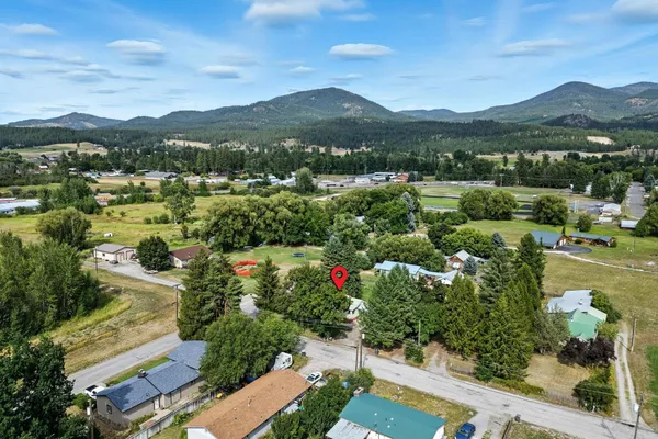 $299,999 | 904 Kruger Street, Chewelah, WA 99109