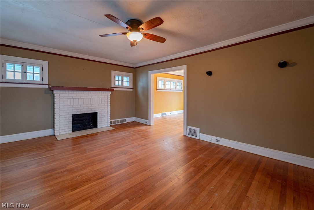 3216 Tullamore Road Cleveland, OH 44118 - Photo 3 of 20