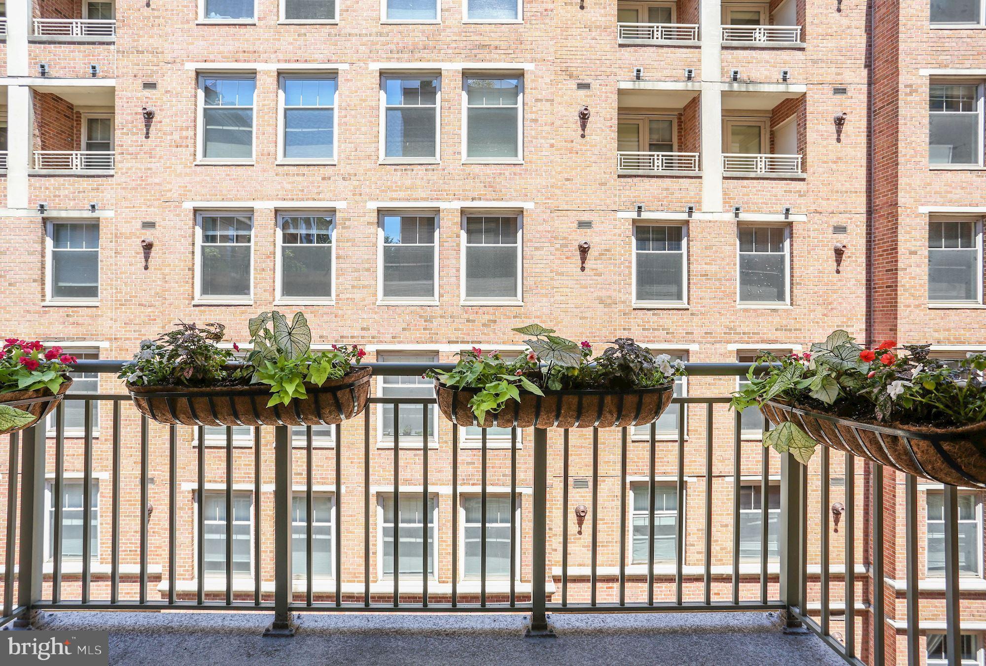 2425 L Street Northwest, Unit 434 Washington, DC 20037 - Photo 18 of 37