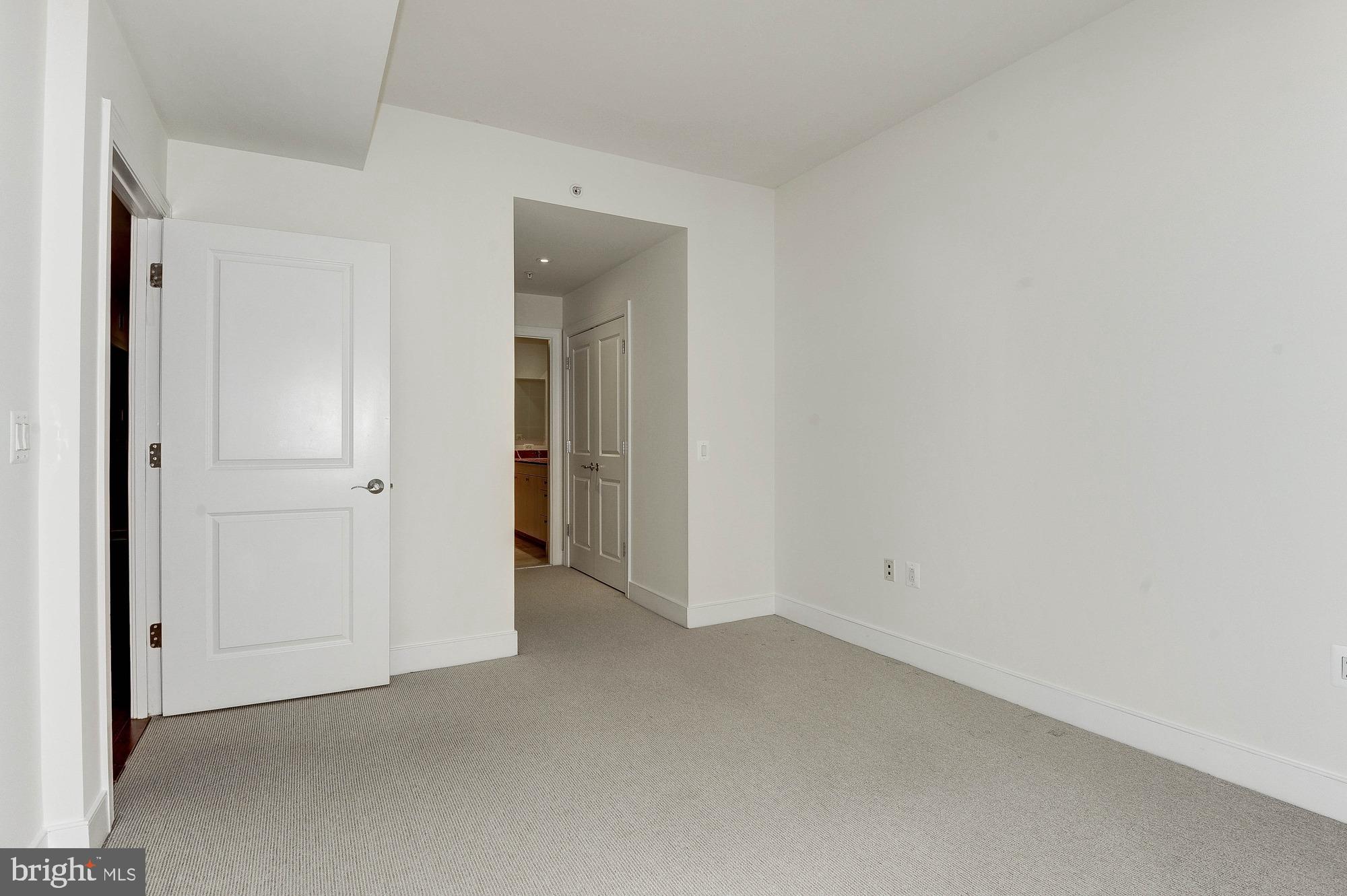 2425 L Street Northwest, Unit 434 Washington, DC 20037 - Photo 20 of 37