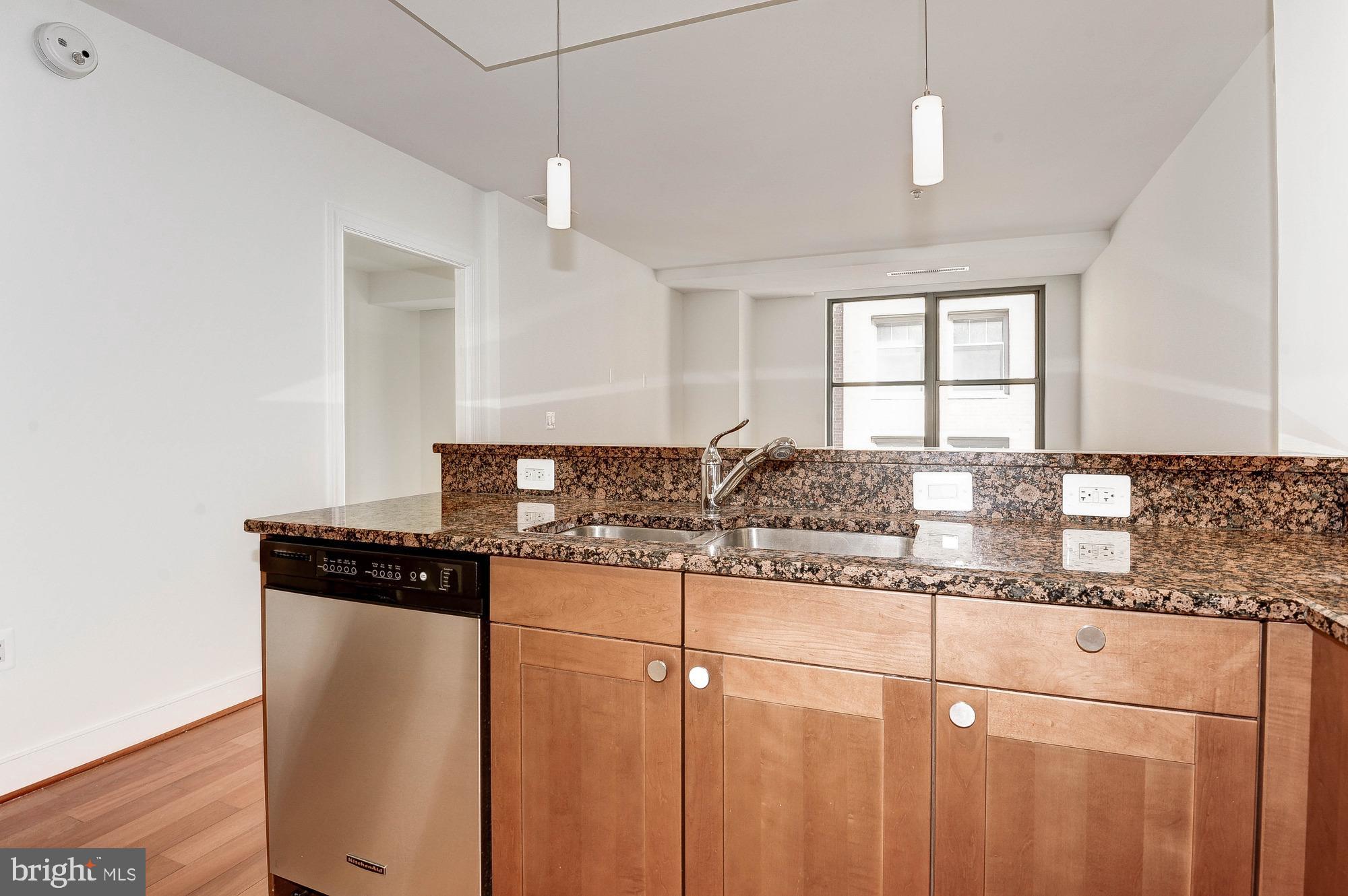 2425 L Street Northwest, Unit 434 Washington, DC 20037 - Photo 8 of 37