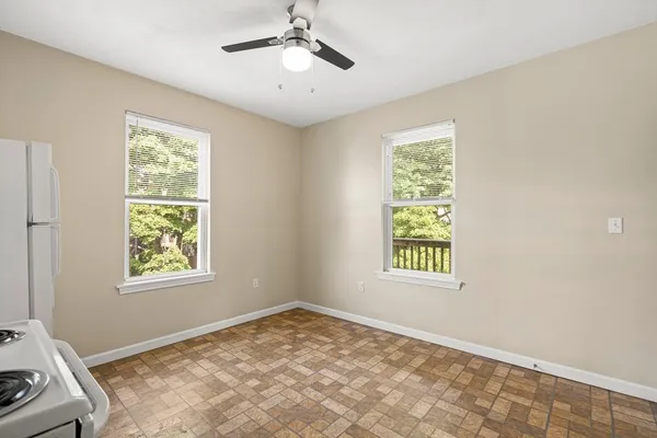 $2,900 | 18 St Clair Street, Unit 3, Lynn, MA 01902