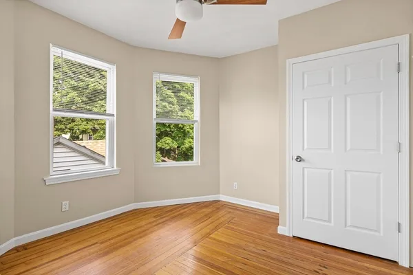 $2,900 | 18 St Clair Street, Unit 3, Lynn, MA 01902