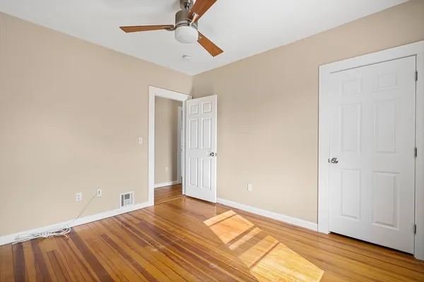 $2,900 | 18 St Clair Street, Unit 3, Lynn, MA 01902