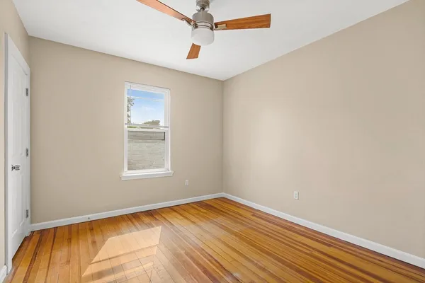 $2,900 | 18 St Clair Street, Unit 3, Lynn, MA 01902