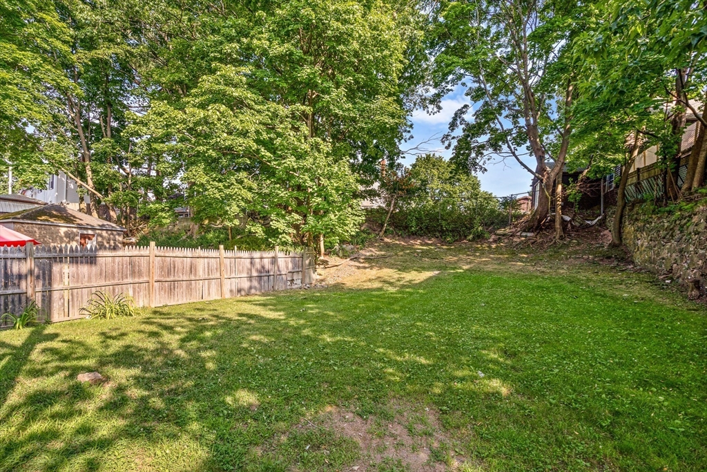 18 St Clair Street, Unit 3 Lynn, MA 01902 - Photo 5 of 36