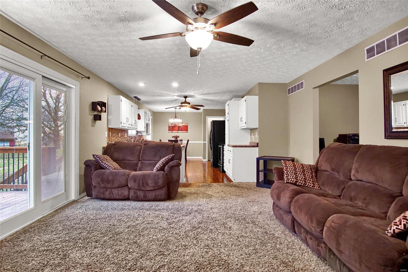 957 Long Branch Road Troy, IL 62294 - Photo 25 of 36 Gallery Image 25