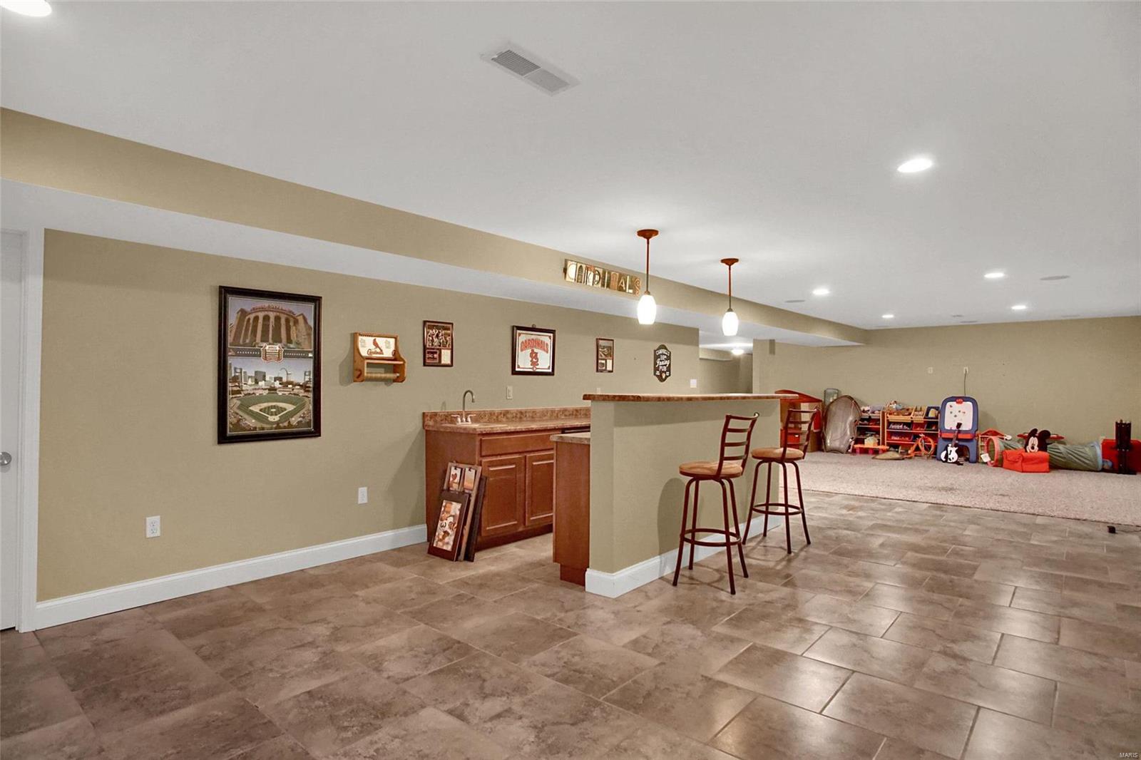 957 Long Branch Road Troy, IL 62294 - Photo 27 of 36 Gallery Image 27