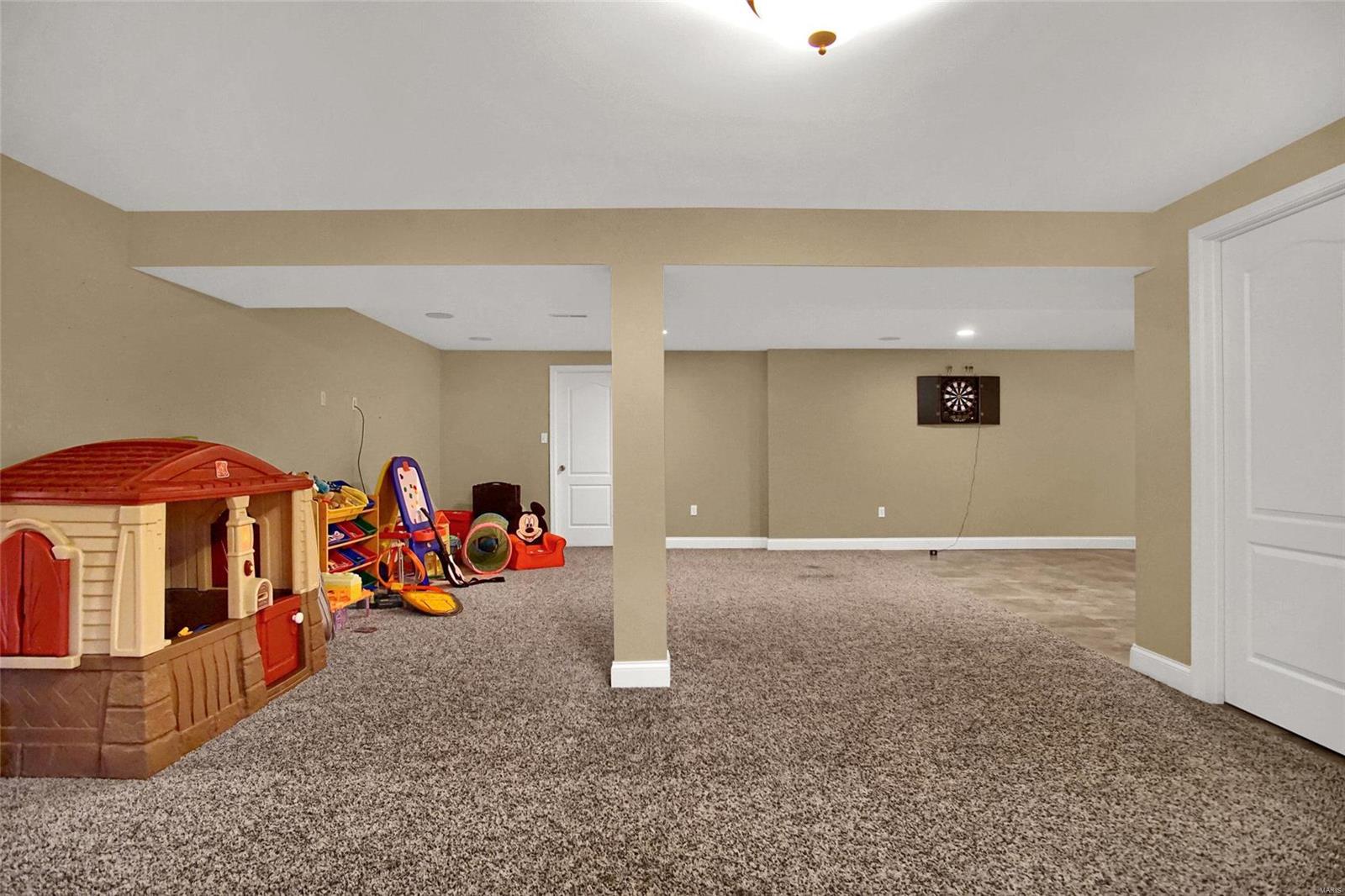 957 Long Branch Road Troy, IL 62294 - Photo 28 of 36 Gallery Image 28