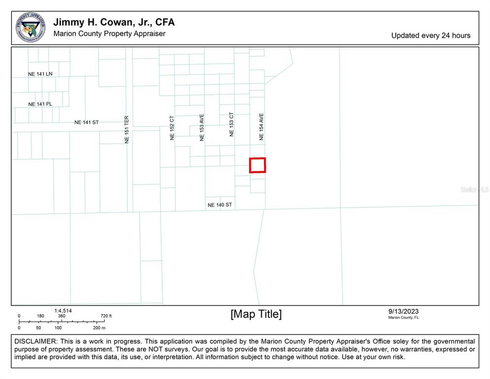 a black and white photo of a picture