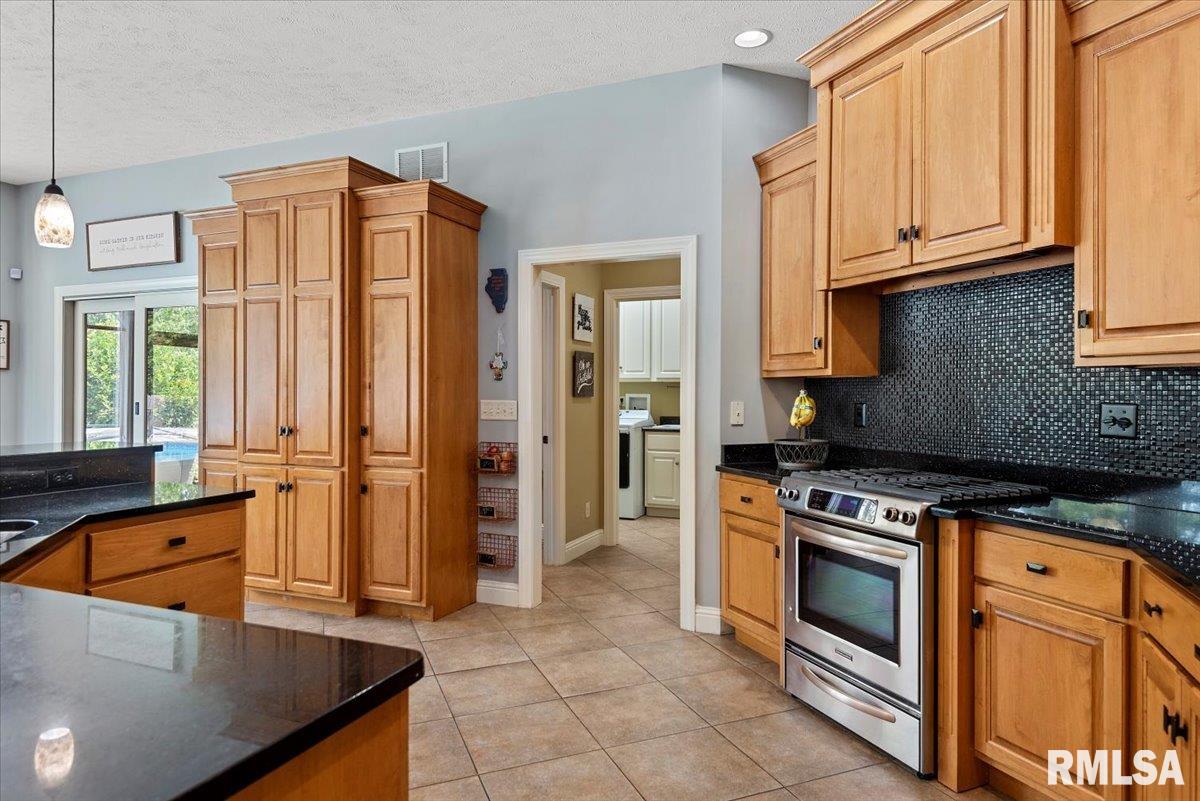 207 Cumberland Drive Rochester, IL 62563 - Photo 26 of 100 Gallery Image 26