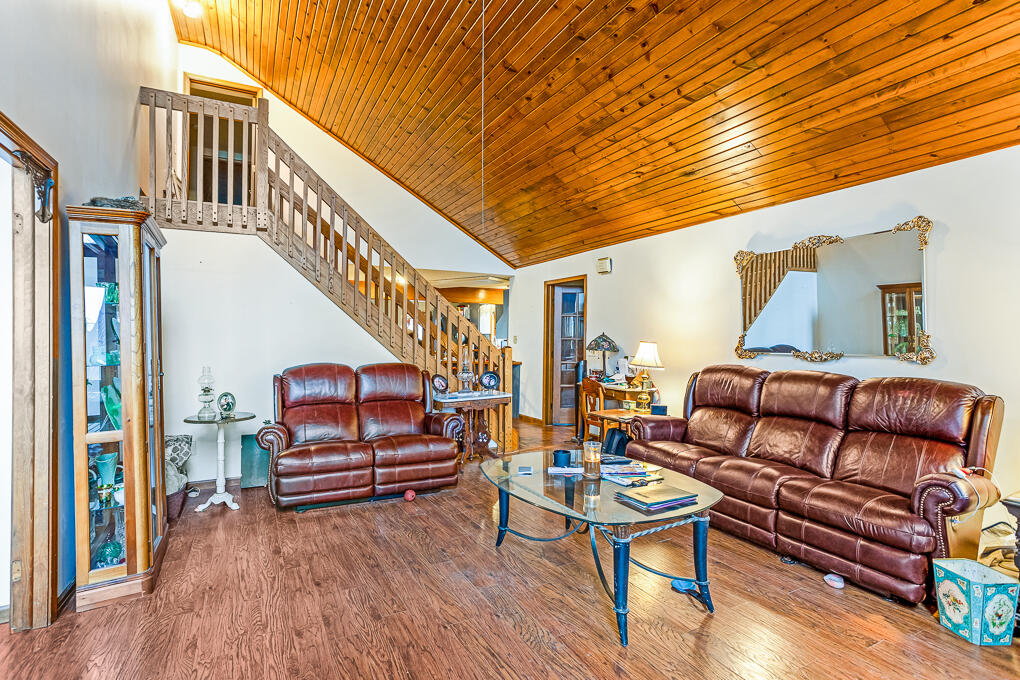 660 Snedeker Road North Webberville, MI 48892 - Photo 15 of 68 0N0A4533-HDR