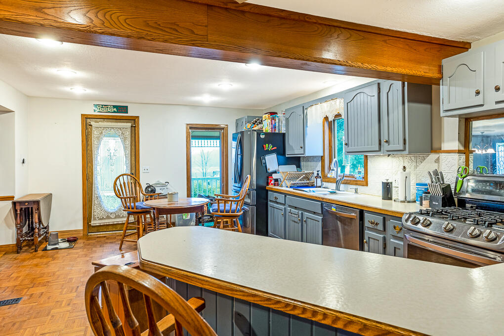660 Snedeker Road North Webberville, MI 48892 - Photo 21 of 68 0N0A4556-HDR