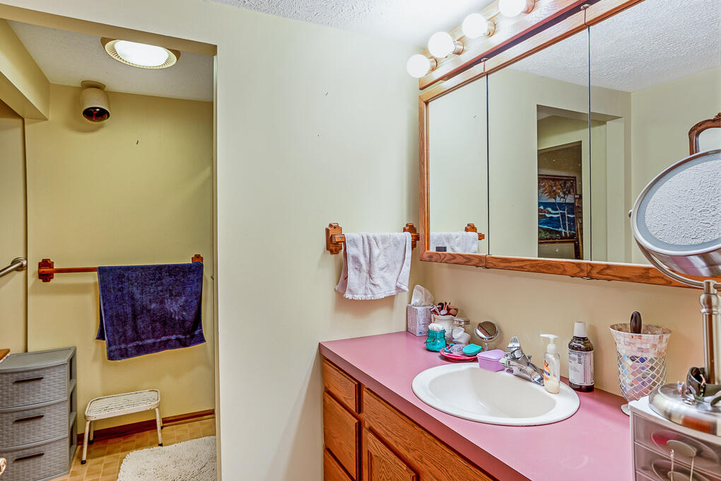 660 Snedeker Road North Webberville, MI 48892 - Photo 43 of 68 0N0A4500-HDR