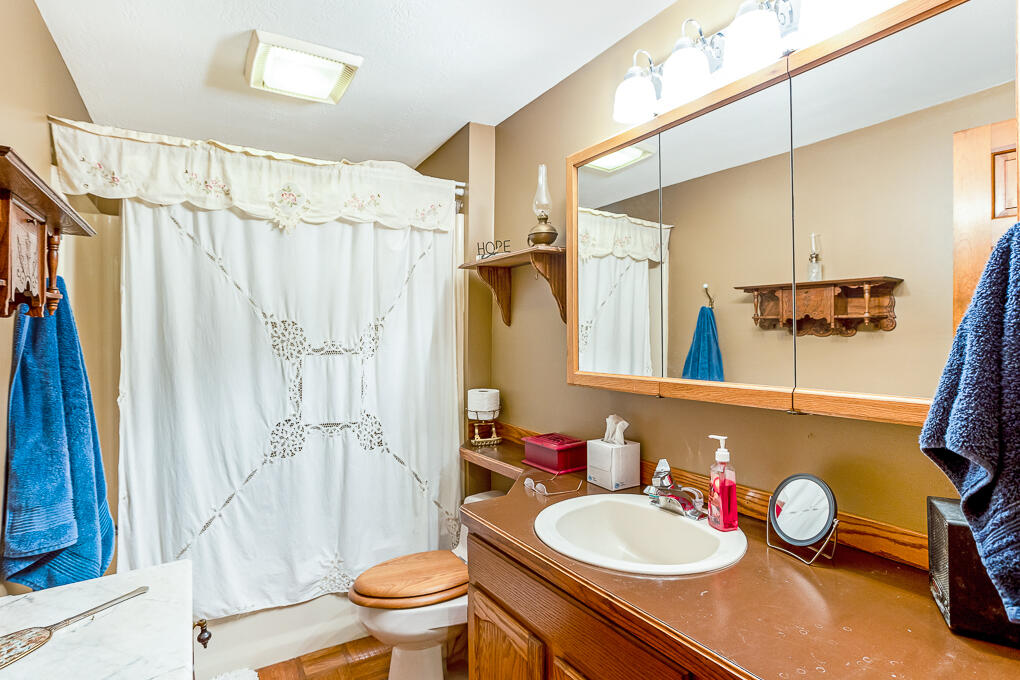 660 Snedeker Road North Webberville, MI 48892 - Photo 45 of 68 0N0A4506-HDR