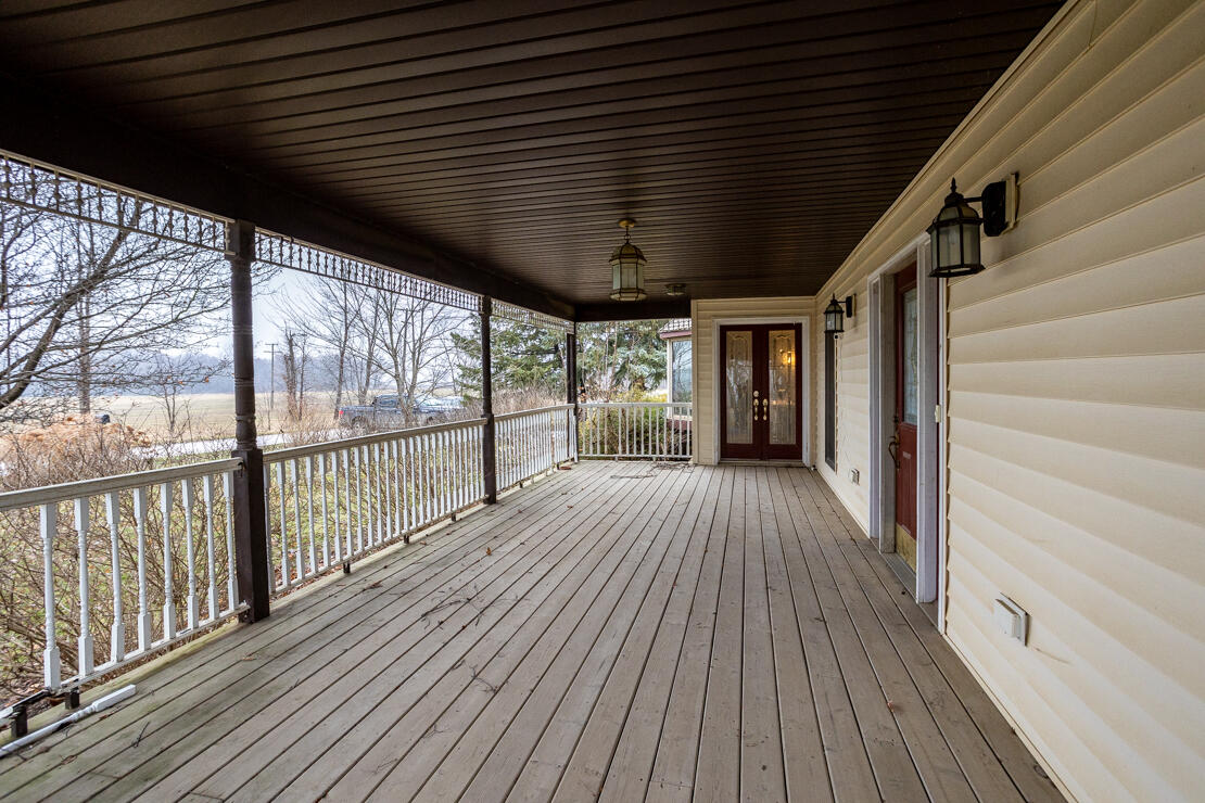 660 Snedeker Road North Webberville, MI 48892 - Photo 50 of 68 0N0A4434