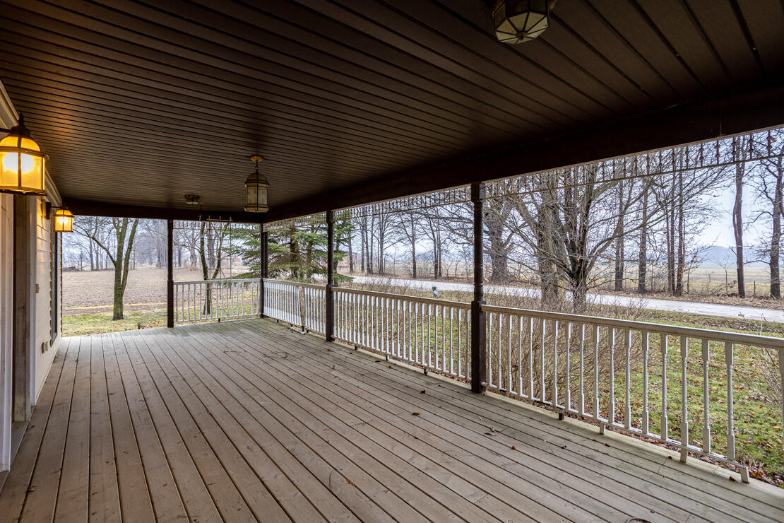 660 Snedeker Road North Webberville, MI 48892 - Photo 9 of 68 0N0A4436