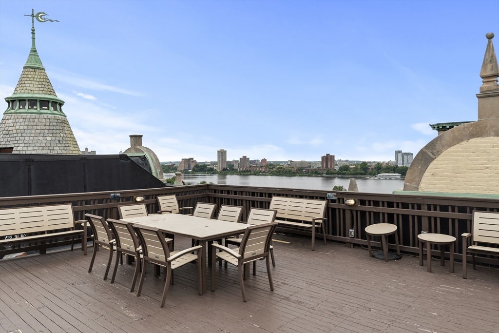 4 Charlesgate East, Unit 606 Boston, MA 02215 - Photo 21 of 25 a view of a terrace with sitting area