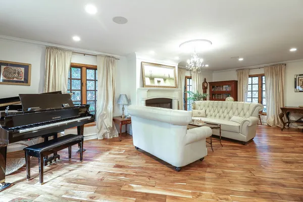 $1,539,000 | 39 Mockingbird Lane, Oak Brook, IL 60523