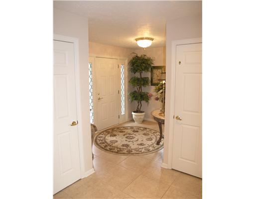 190 Shadow Ridge Drive Pittsburgh, PA 15238 - Photo 2 of 18 Entry/Foyer. The tiled foyer welcomes your guests and includes an entry for the elevator.