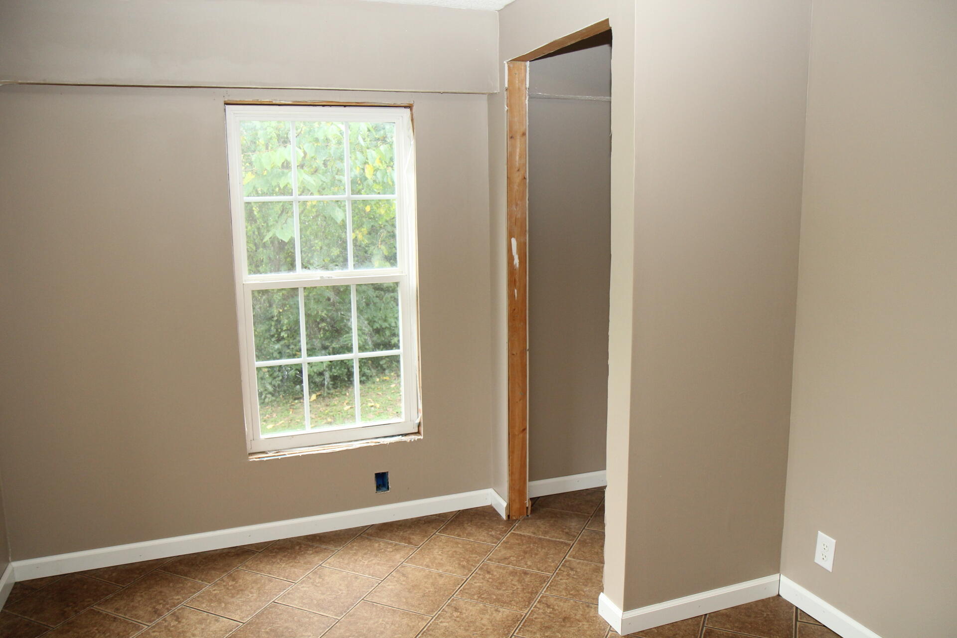1032 Wisemantown Road Irvine, KY 40336 - Photo 26 of 32 IMG_4615