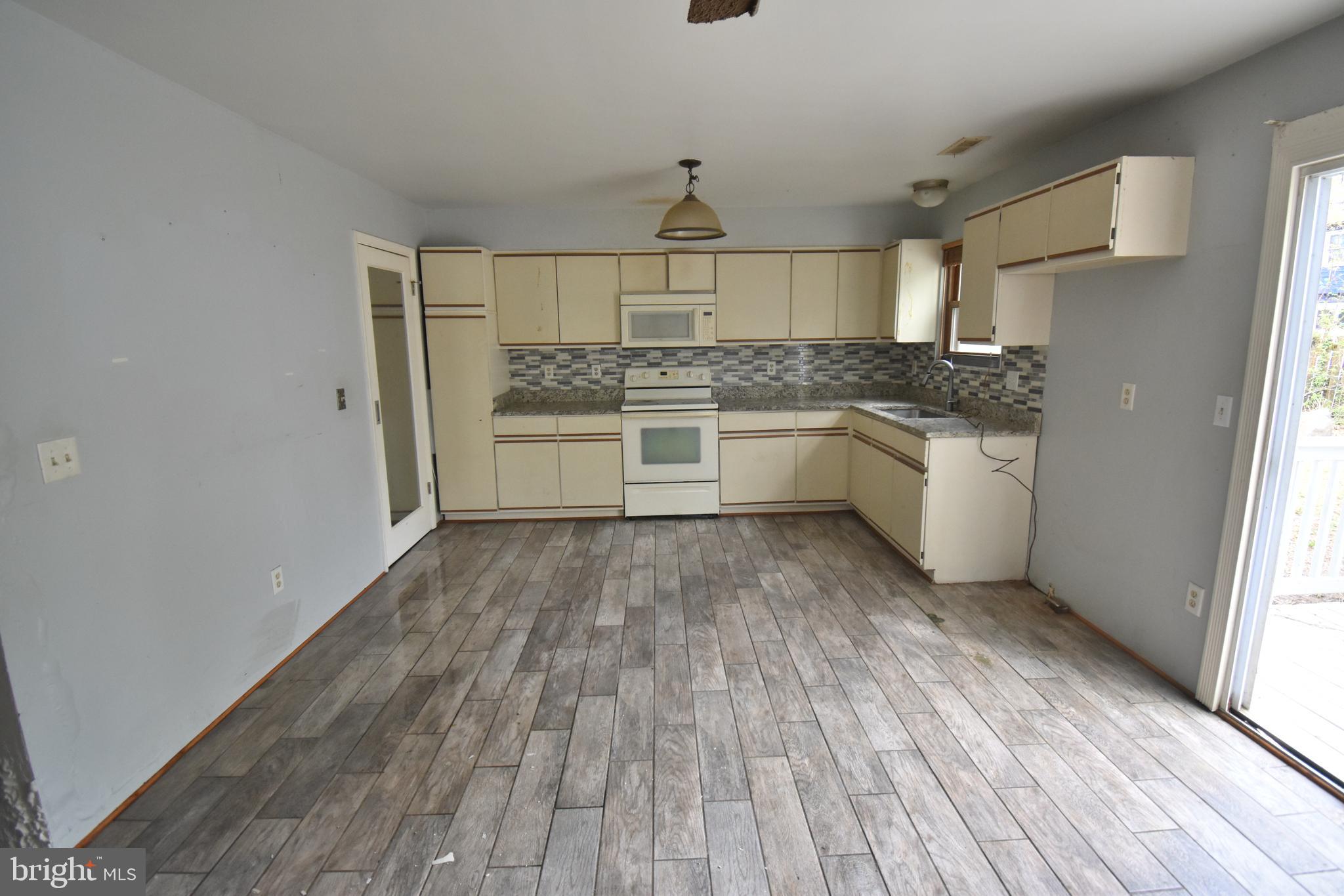 1299 Steamboat Road Shady Side, MD 20764 - Photo 4 of 14 Gallery Image 4