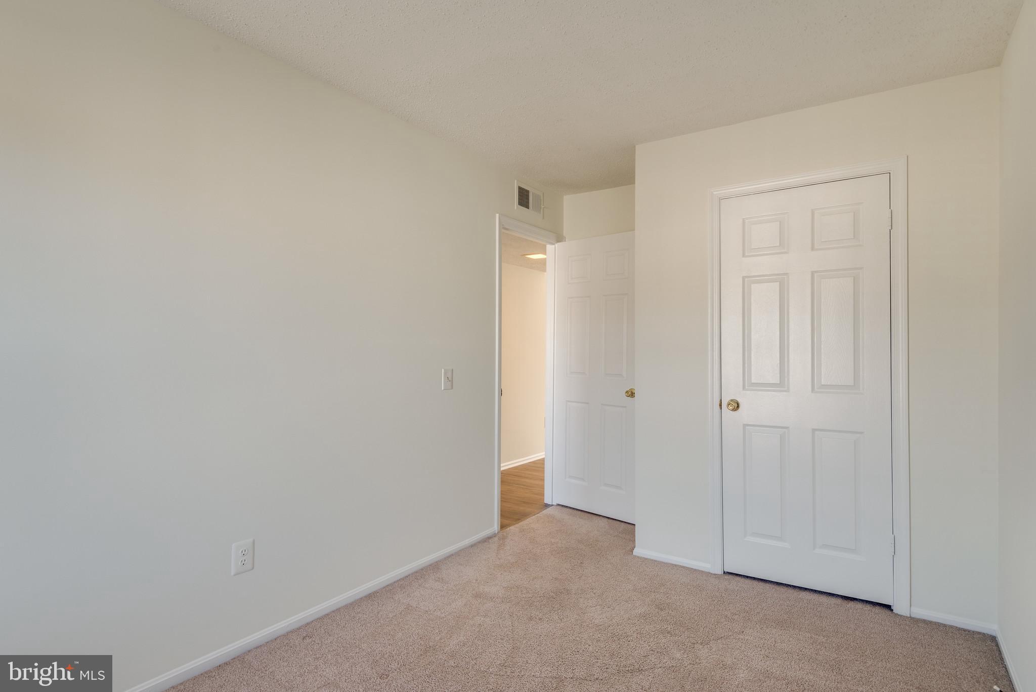 114 Fort Evans Road Southeast, Unit E Leesburg, VA 20175 - Photo 19 of 34 2nd bedroom