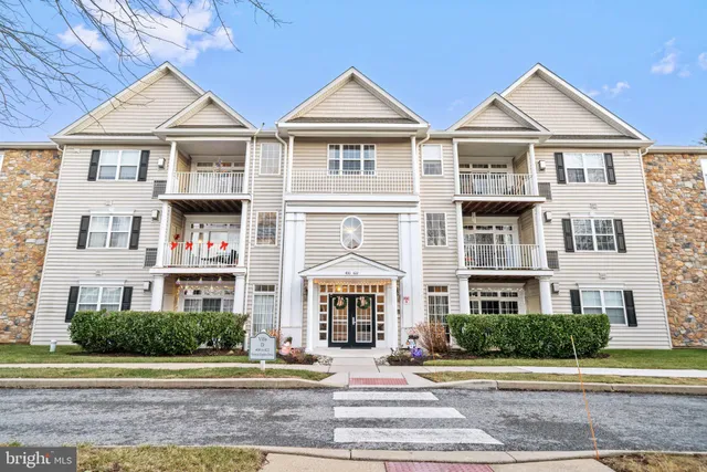 $320,000 | 418 Victoria Gardens Drive, Unit J, Kennett Square, PA 19348
