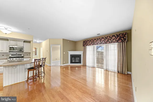 $320,000 | 418 Victoria Gardens Drive, Unit J, Kennett Square, PA 19348