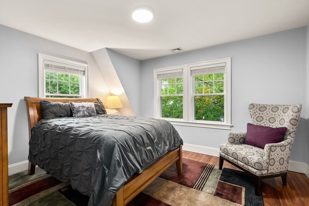 54 Beaconsfield Road, Unit 54 Brookline, MA 02445 - Photo 12 of 21